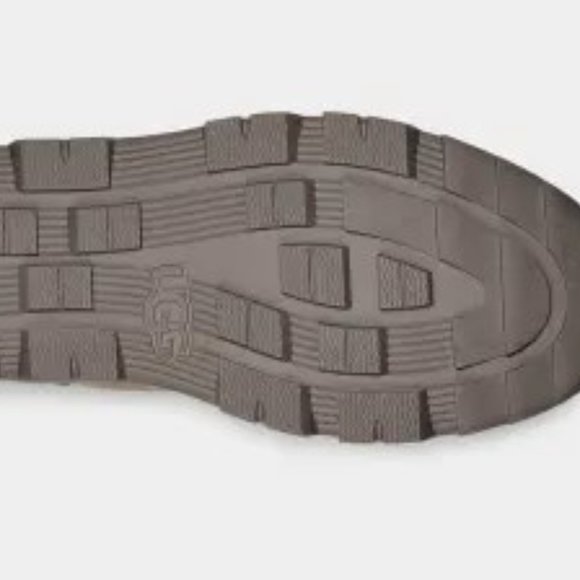 The UGG Lug Boot BRAND NEW! - Picture 6 of 6